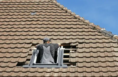 Pose de velux - Lussan